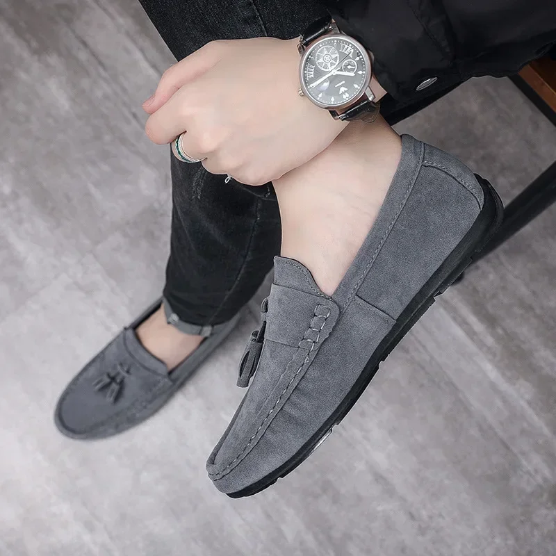 Sneakers Men Fashion Classic Tassels Drive Casual Boat Shoes Men High-quality Comfy Soft Sole Male Loafers Shoes 2024