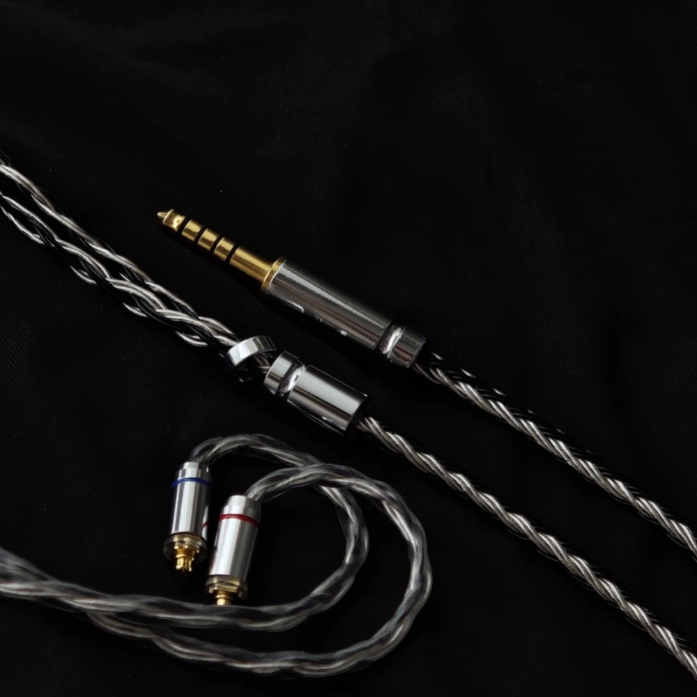 Рисунок 3 - Кабель для обновления Logitech