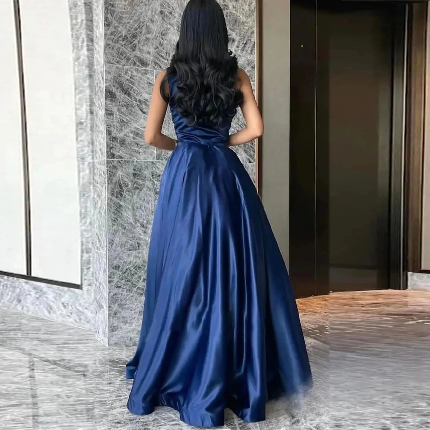 Robe de soirée en Satin bleu marine pour femmes, asymétrique épaule dénudée, robe formelle élégante pour bal, mariage, fête et Occasions spéciales