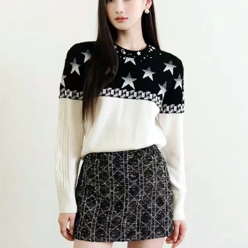 

2024 Autumn Winter Women's Sweater - Five-pointed Star, Black White Knit, Long Sleeves Pullover Traf Homme