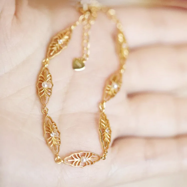 

Japanese Luxury Style High-end Bracelet S925 Pure Silver Gold-plated Niche Design Retro Temperament Bracelet for Women
