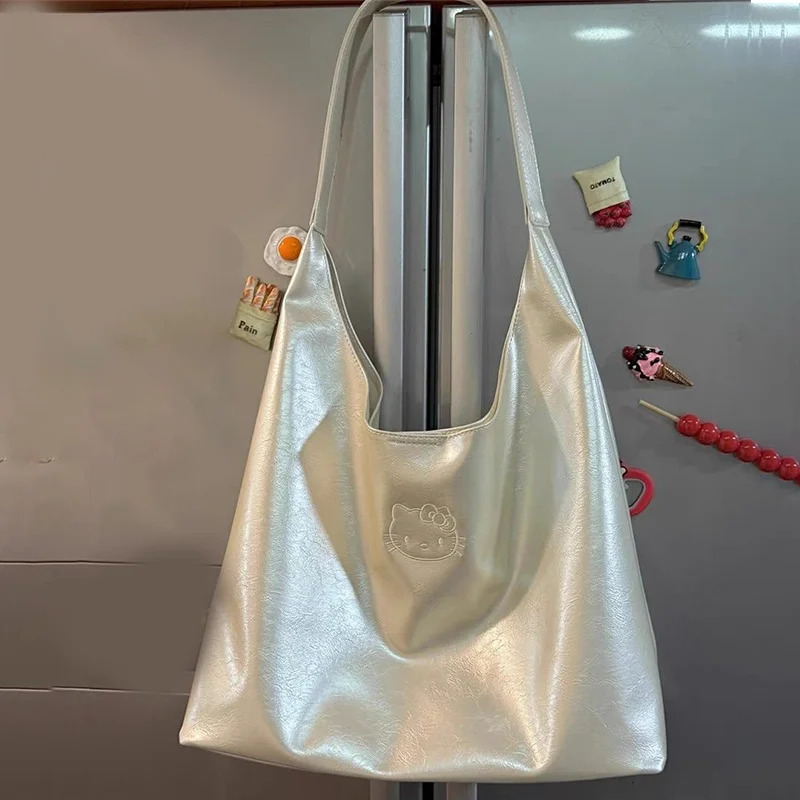 Sanrio Tas Bahu Hello Kitty Tas Tangan Kapasitas Besar Portabel Ringan Anak Perempuan Paket Fashion Kartun Anime Kawaii Serbaguna