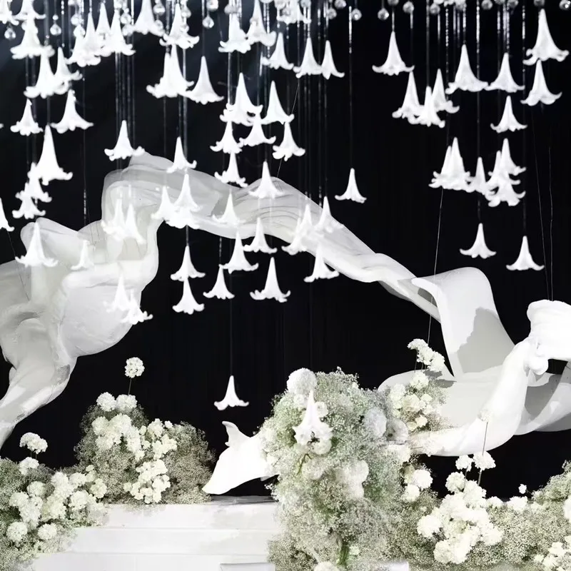 

50Pcs Elegant White EVA Lily Artificial Flower Head For Wedding Ceiling Decoration Centerpieces Party Supplies