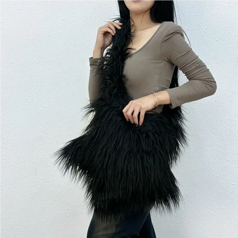 Women Bag Autumn Winter 2024 Fashion New Star Fluffy Shoulder Bag Pures and Bags Crossbody Girls Bag Office Lady