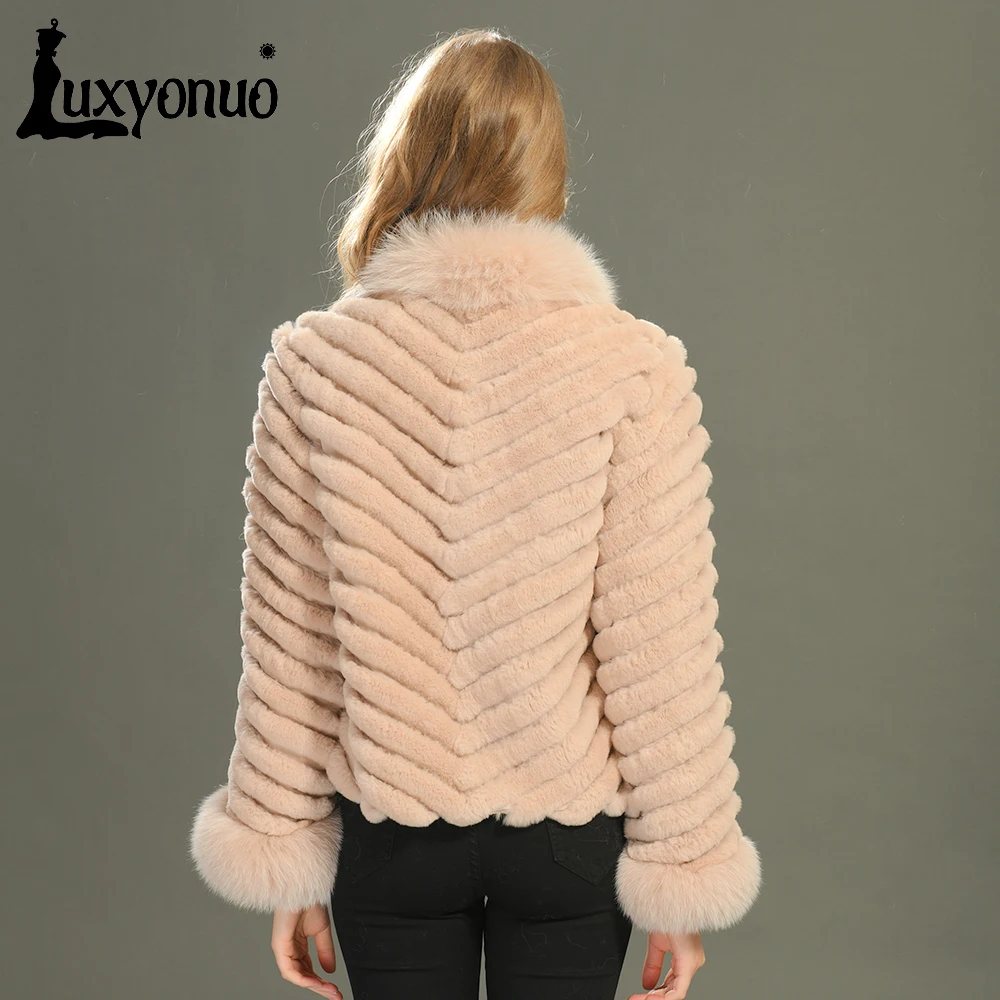 Luxyonuo Cappotto di Pelliccia delle Donne 2023 Autunno Inverno Delle Signore Naturale Cappotto di Pelliccia di Coniglio Moda Caldo Maniche Lunghe Casaco con Collo di Pelliccia di Volpe