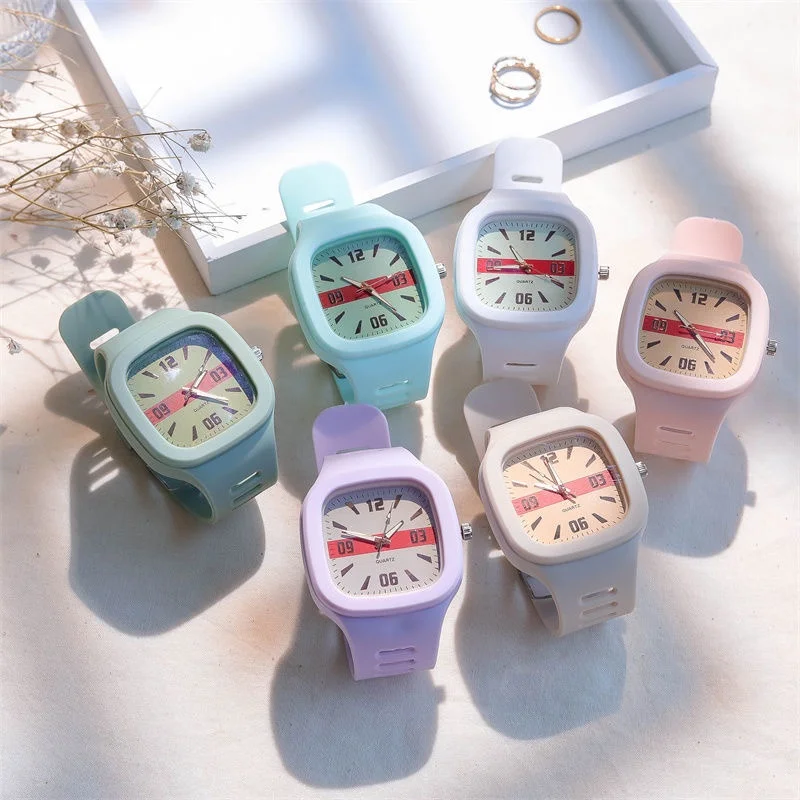 Часы наручные кварцевые с квадратным браслетом для мужчин и женщин