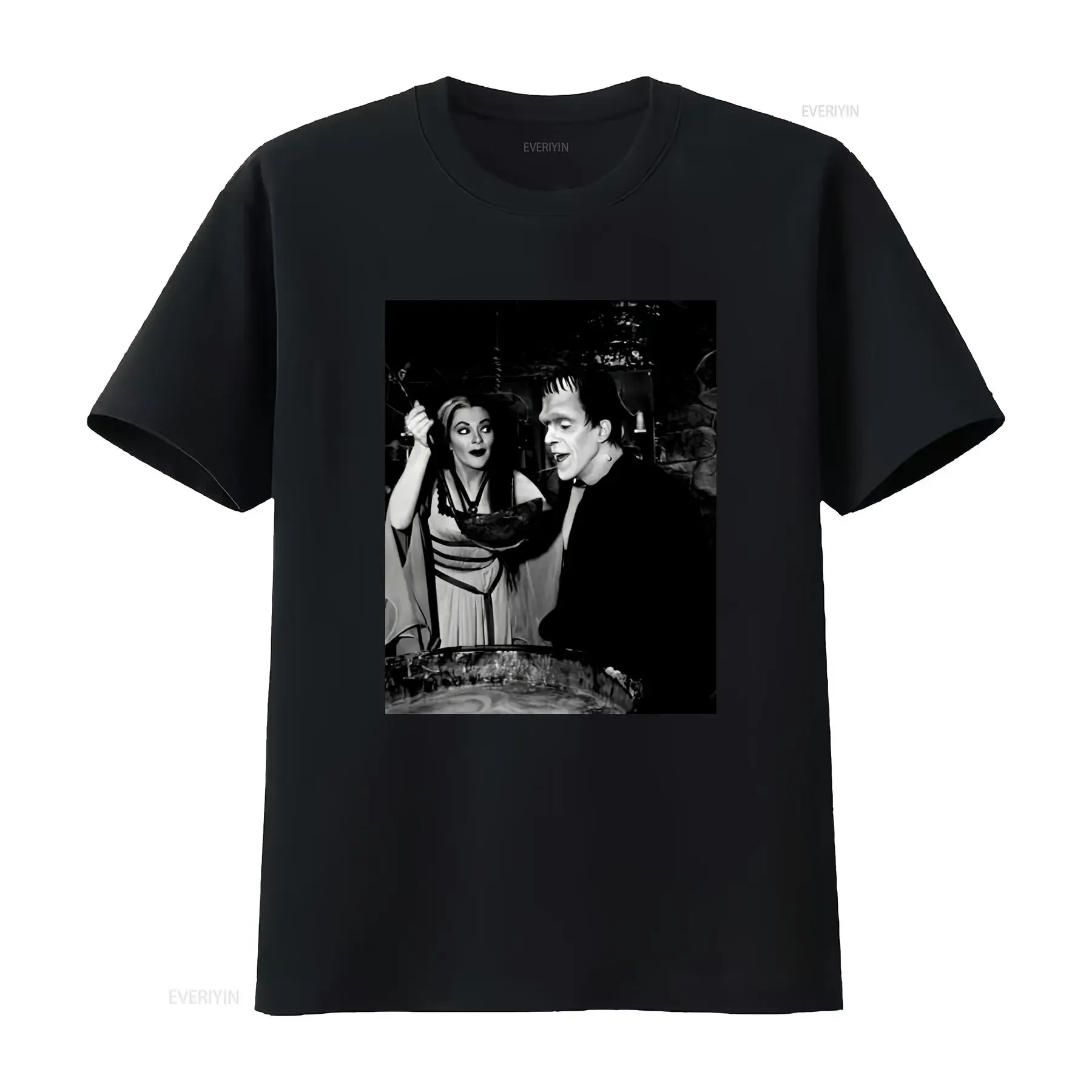 Vintage Retro The Munsters Classic Horror TV Show Black White Print Casual T Shirt vintage Washed streetwear Unisex Stylish