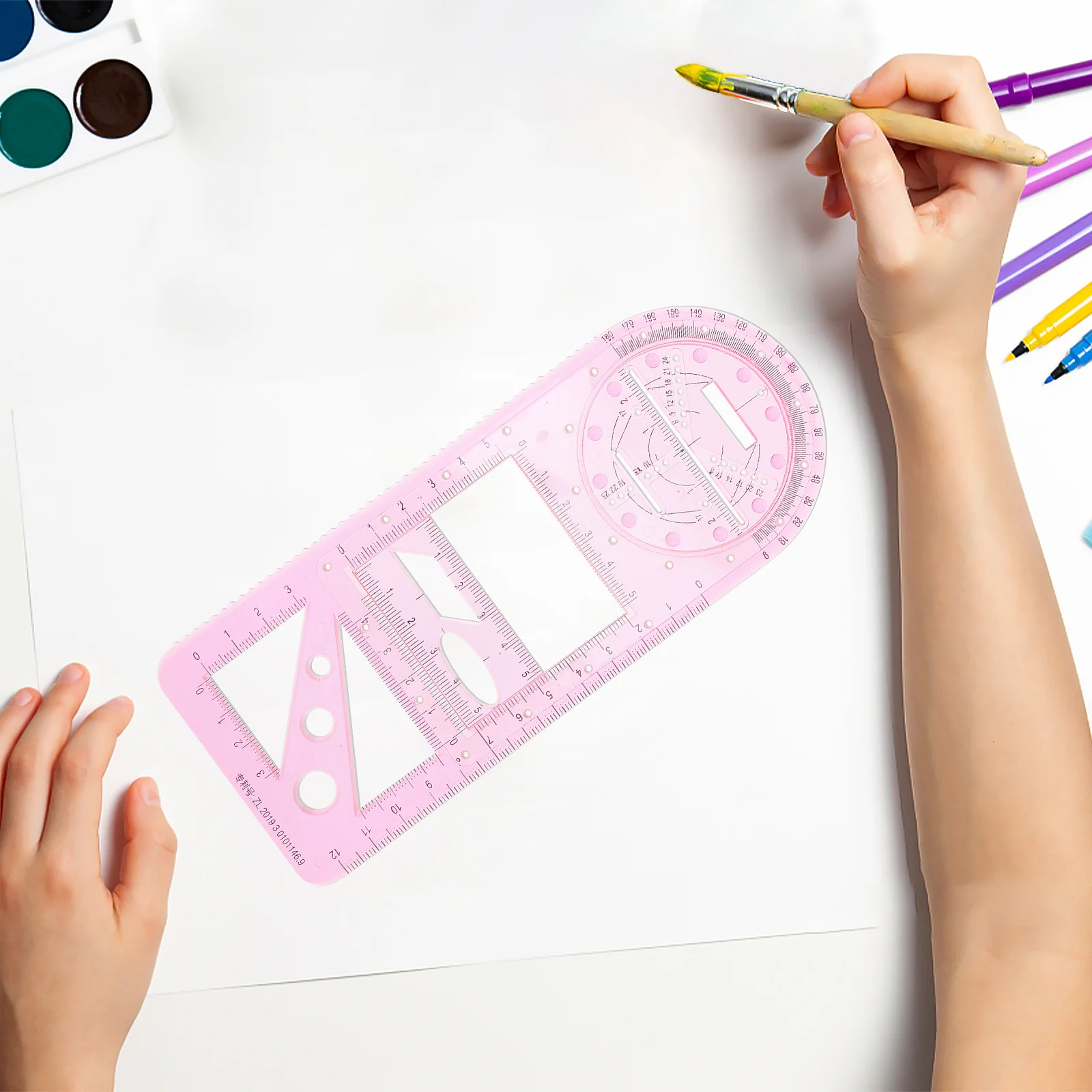 مجموعة مساطر الرسم الهندسي تصميم مسطرة تعلم الرياضيات للاستخدام المنزلي والمكتب والمدرسة بأنماط جميلة مختلفة