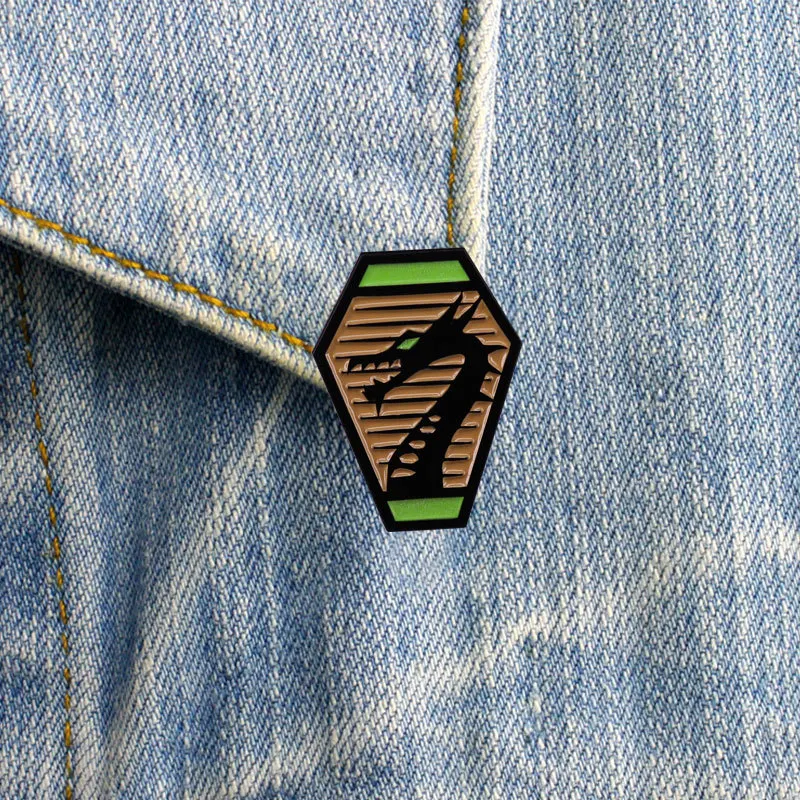 3Pcs/Set Game Twisted Wonderland Enamel Brooch Funny Metal Badge Lapel Coat Backpack Hat Pin Cosplay Jewelry Accessories Gift image 3