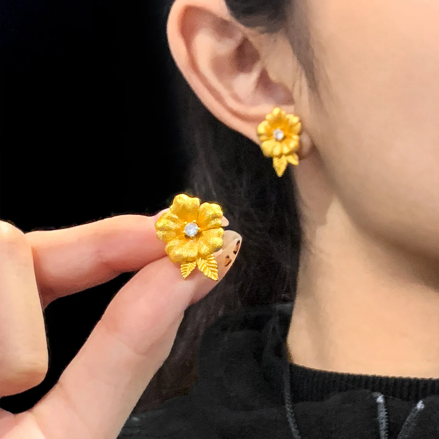 

Luxury 24K 9999 Pure Gold real gold Women's Flower Stud Earrings with Diamond and Wire-drawing