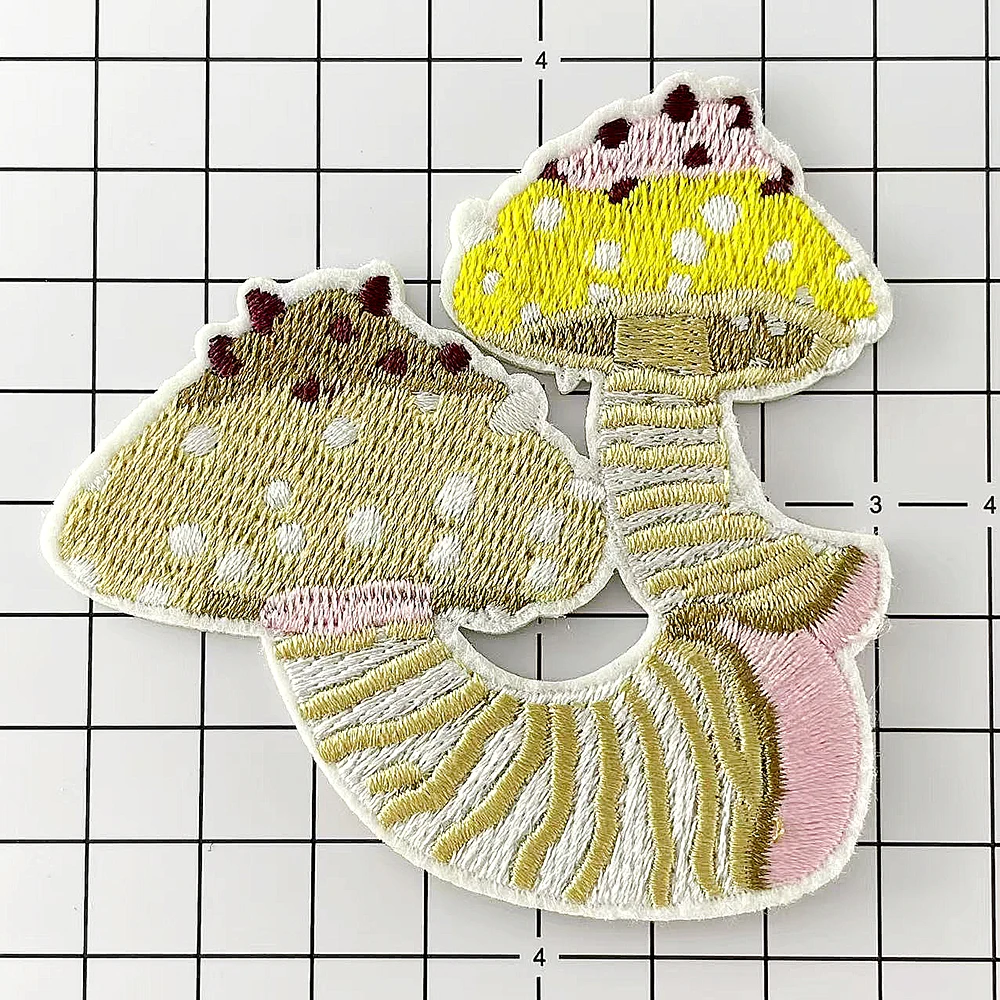 

Mushroom Cloth Iron on Patch Badges Mend Decorate Patch Jeans Bag Clothes Apparel Sewing Decoration Applique Patches