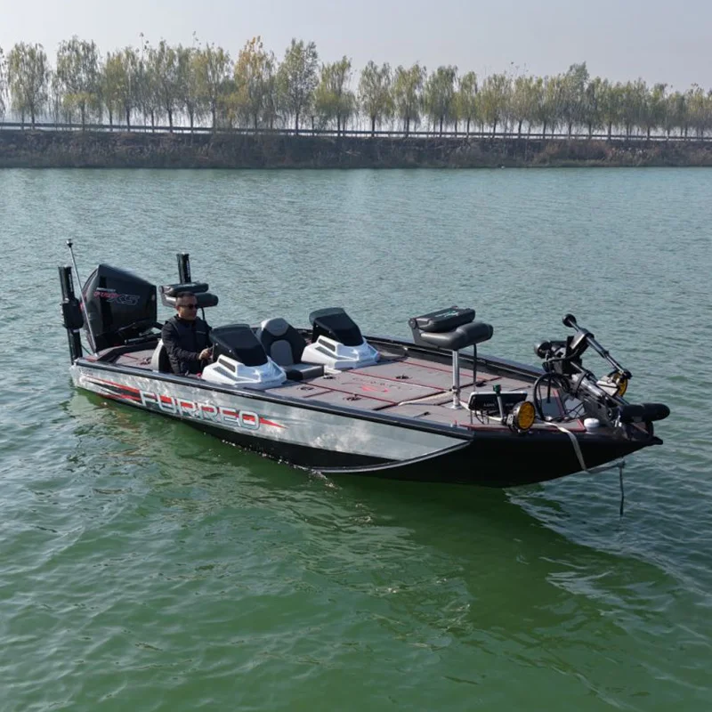 Vessel Utility Fishing Boat Factory Supply Good Price Yacht Bass Boat Aluminum for Sale Outboard Motor Customized Color 17ft