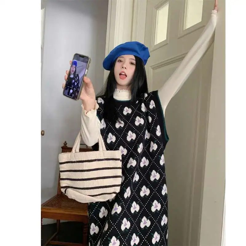 

Knitted Sleeveless Dresses Summer Womens Knits Hook Striped Glam Minimalist Lace Preppy-Style Half-Neck Geometric Split Graceful