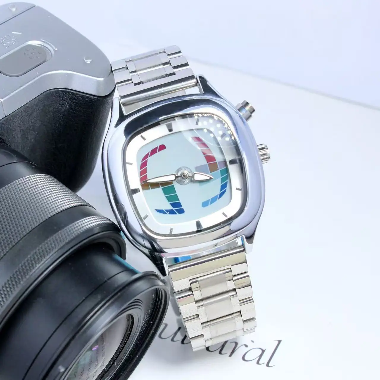 Reloj de Pulsera para Hombre Estilo Retro Millennium, Reloj de Cuarzo, Resistente al Agua 30m, Acero Inoxidable de Alta Calidad, Estilo Y2K, Agente de Entrega