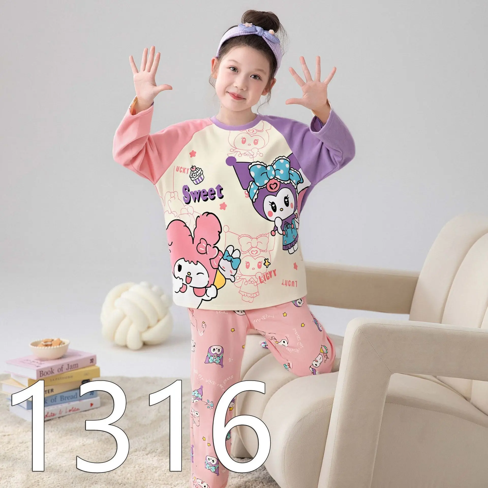 طقم بيجامات بناتي كورومي جديد لخريف 2025 أنيمي سانريو كاواي الوالدين والطفل برقبة دائرية وأكمام طويلة ملابس منزلية فضفاضة للمراهقين #1