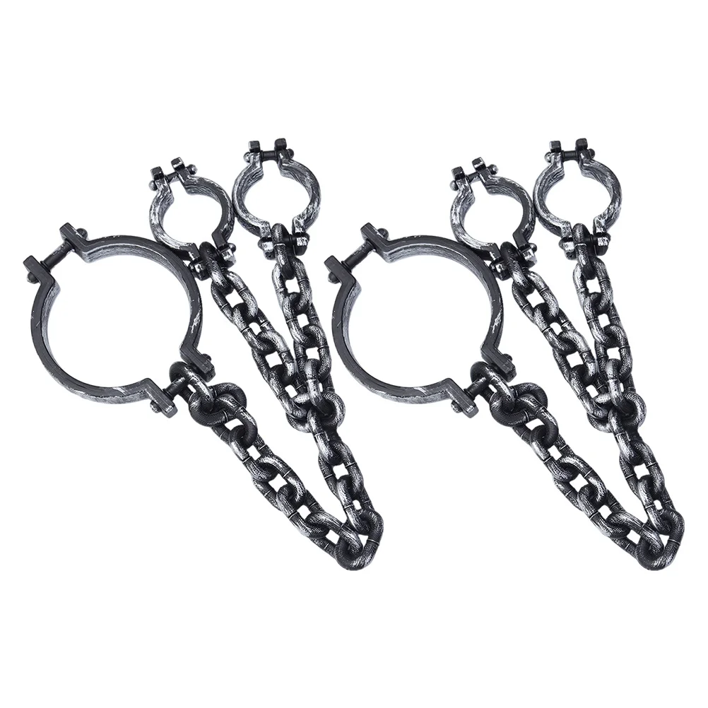 

2Pcs Halloween Shackles Spooky Decoration Realistic Prison Accessories Lightweight Plastic Wrist Shackles for Haunted House