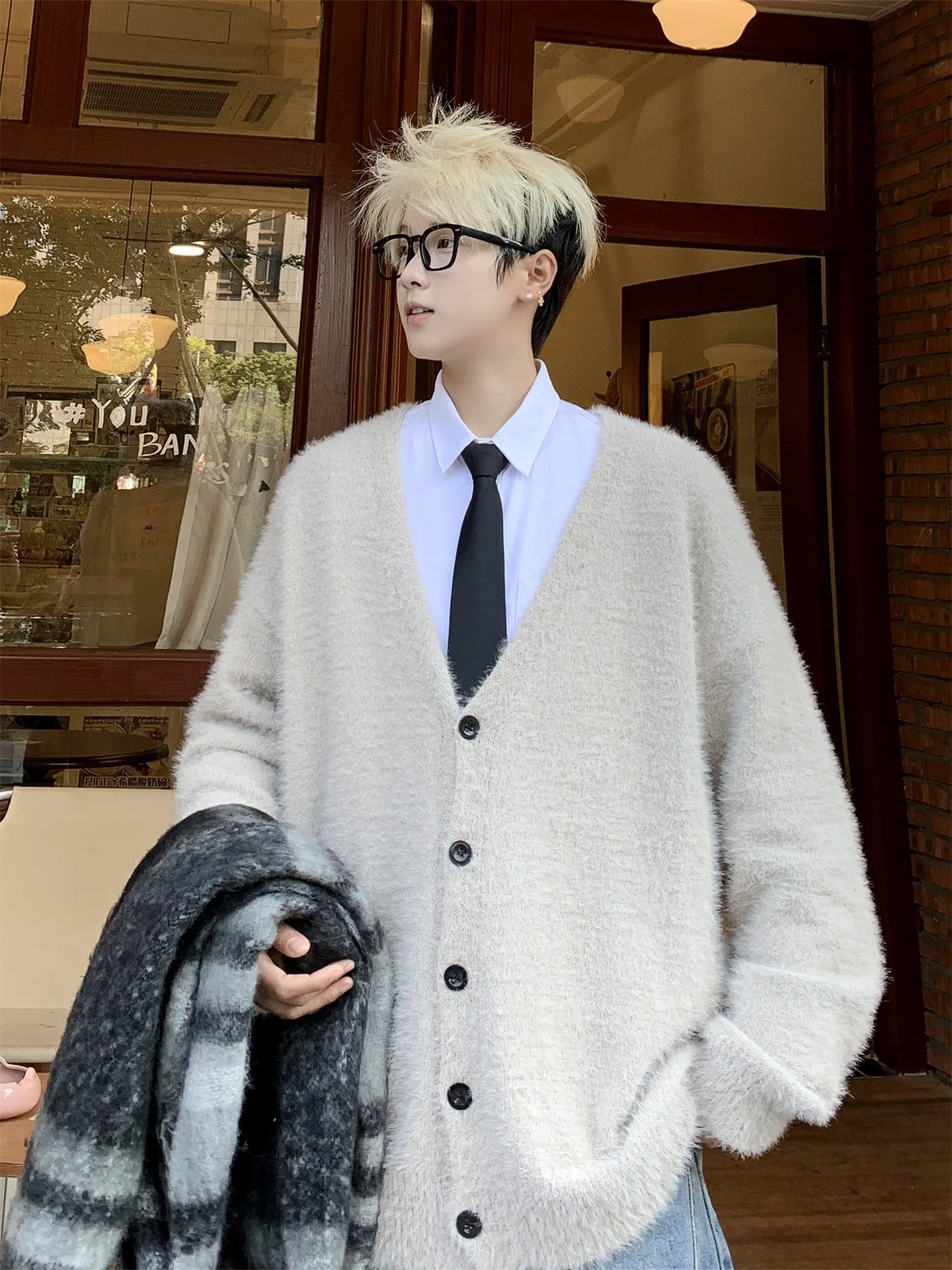 

Couples Knitted Sweater Coat Loose Fit V-Ne Water Rabbit Fur Simulation Autumn Winter Men's Faion Retro College Sle Ame...