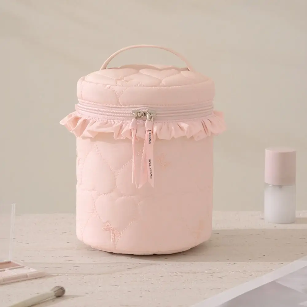 Quilted Cosmetic Bag Heart Pattern Nylon Makeup Organizer Bag Carry Handle Divided Compartments Toiletry Bag