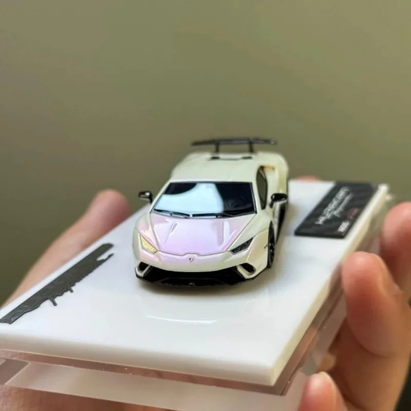 Tardis 1/64 Huracan Performante Bianco Monocerus with Rose Prisma Resin Car Toy Die Casting Metal Model Series Boy Gift