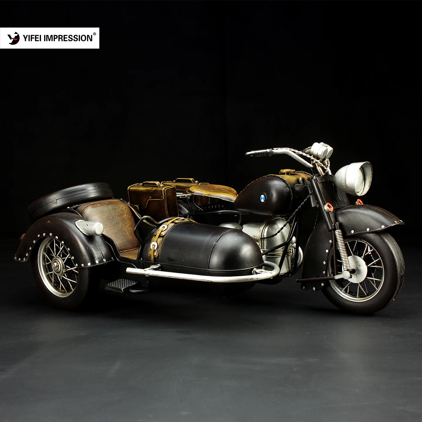 Handmade Retro Iron Motorcycle Sidecar Model Metal Decor Vintage Motorbike Figurine for Home Desk Collectible Gift