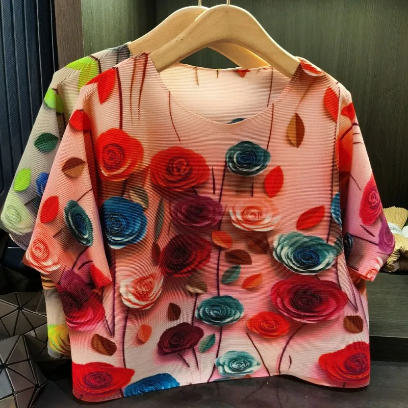 

Miyake Round Neck Printed Bat Sleeve Loose Pleated Blouse Temperament Commuting Hundred Short-sleeved T-shirt Female Summer New