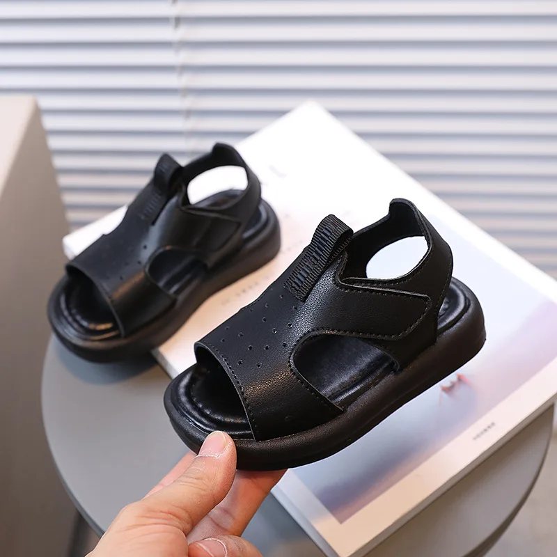 

Kids Sandals Soild Color Versatile Boys Girls Beach Shoes Soft 2026 Brand New Children Casual Summer Shoes Open Toes Non-slip