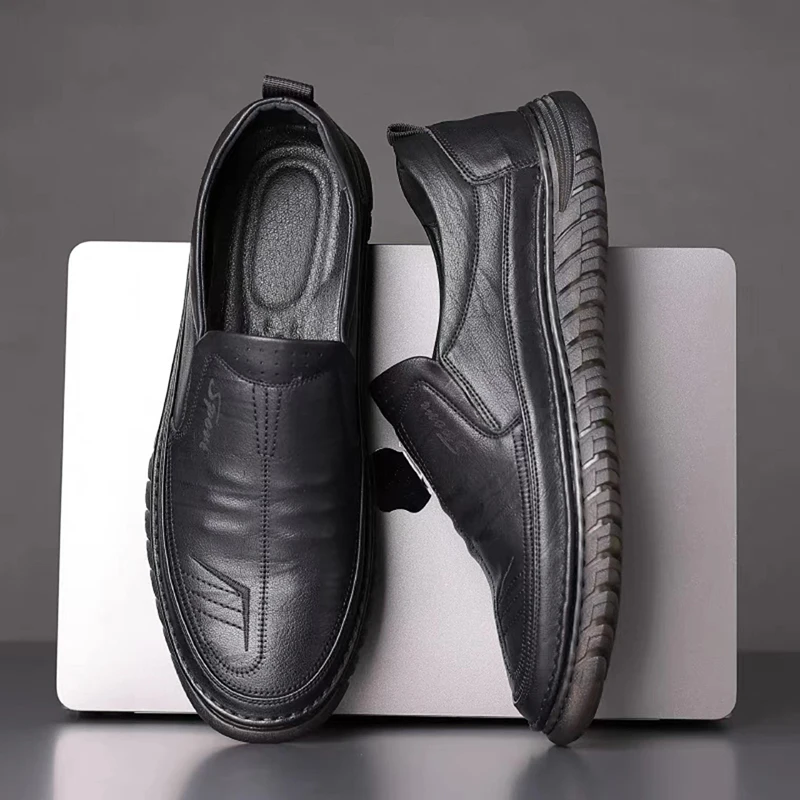 Man Shoe Genuine Leather Men Shoes Casual Italian Men Loafers Breathable Office Shoes Men Designer Slip on Driving Shoes Sneaker