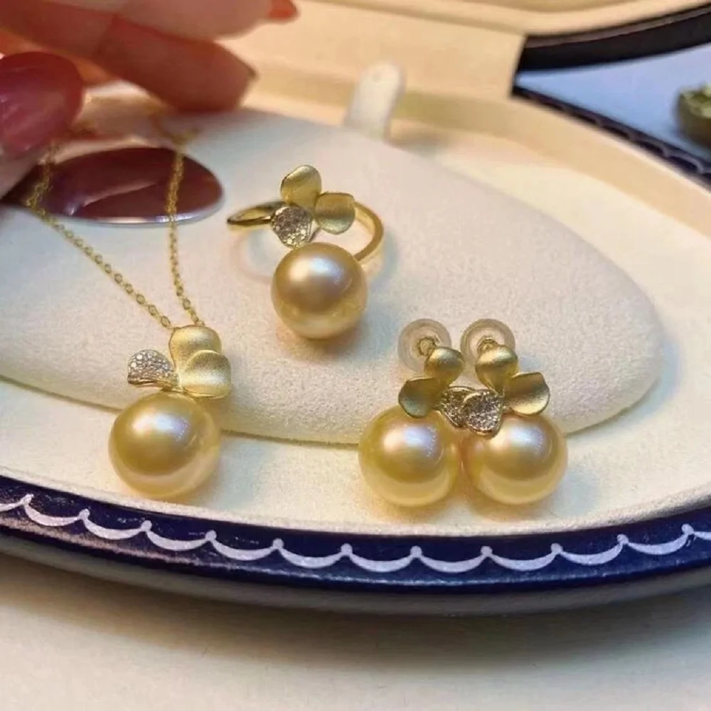 

Gorgeous AAAA 10-11mm Natural South Sea Round Gold Pearl Pendant 18 inch -925 sets