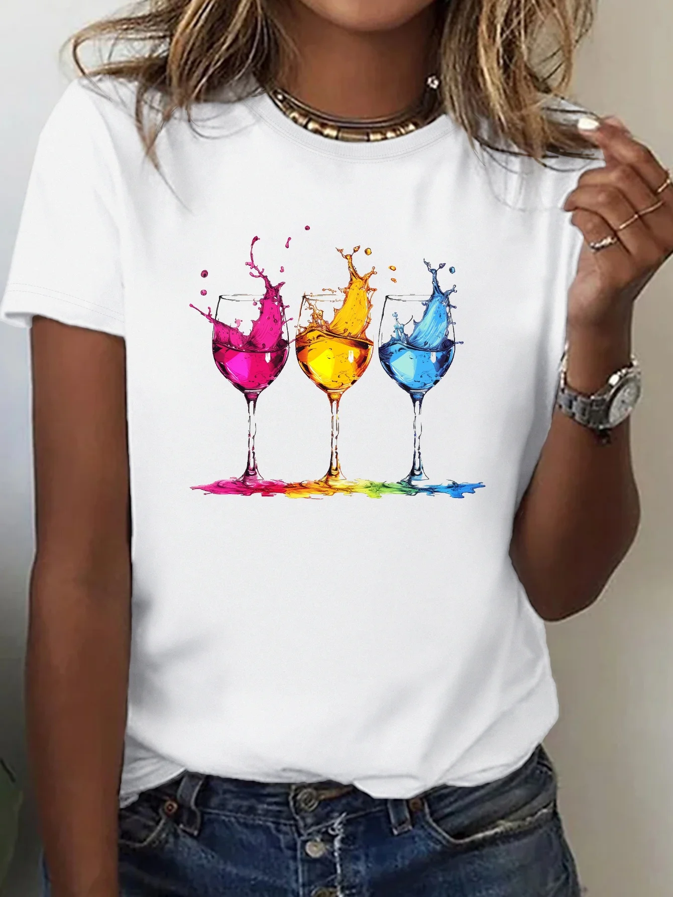 T-shirt girocollo con stampa di bicchieri da vino Abbigliamento da donna Top casual a maniche corte per abiti estetici primaverili