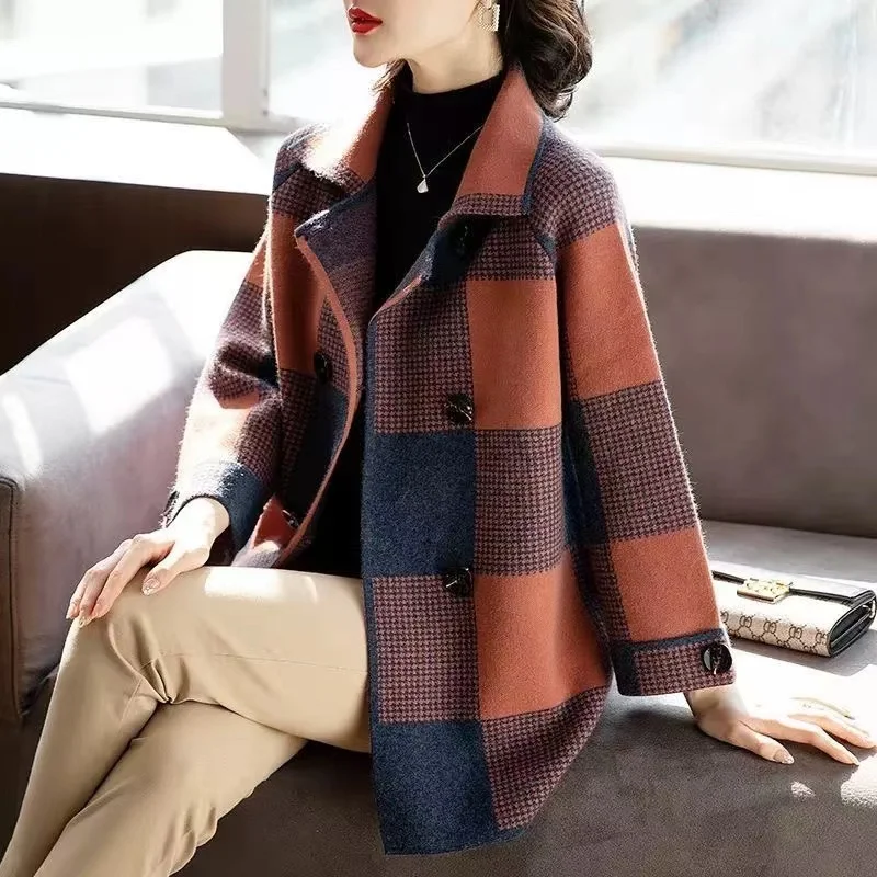 

Middle aged Mother's Autumn Fashion Top 2024 New Fashion Women's Spring and Autumn Sweater Coat Female cardigan Plaid Jacket