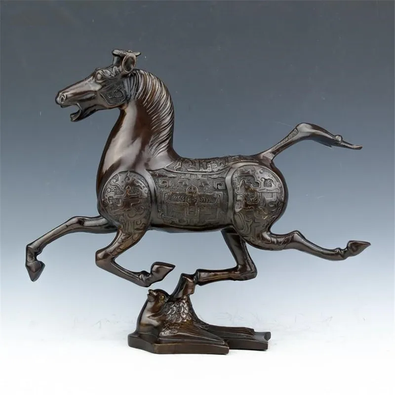 

Housewarming Gift Copper Products Zodiac Copper Horse Metal Antique Feng Shui Crafts Horse Stepping on a Flying Swallow Ornament