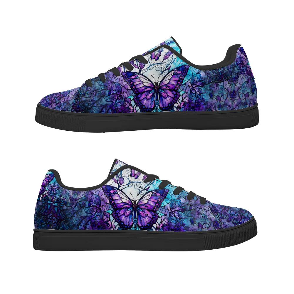 أحذية كلاسيكية بنمط الفراشة الأرجوانية بخلفية سوداء كاجوال أحذية عصرية أحذية رياضية في الحرم الجامعي