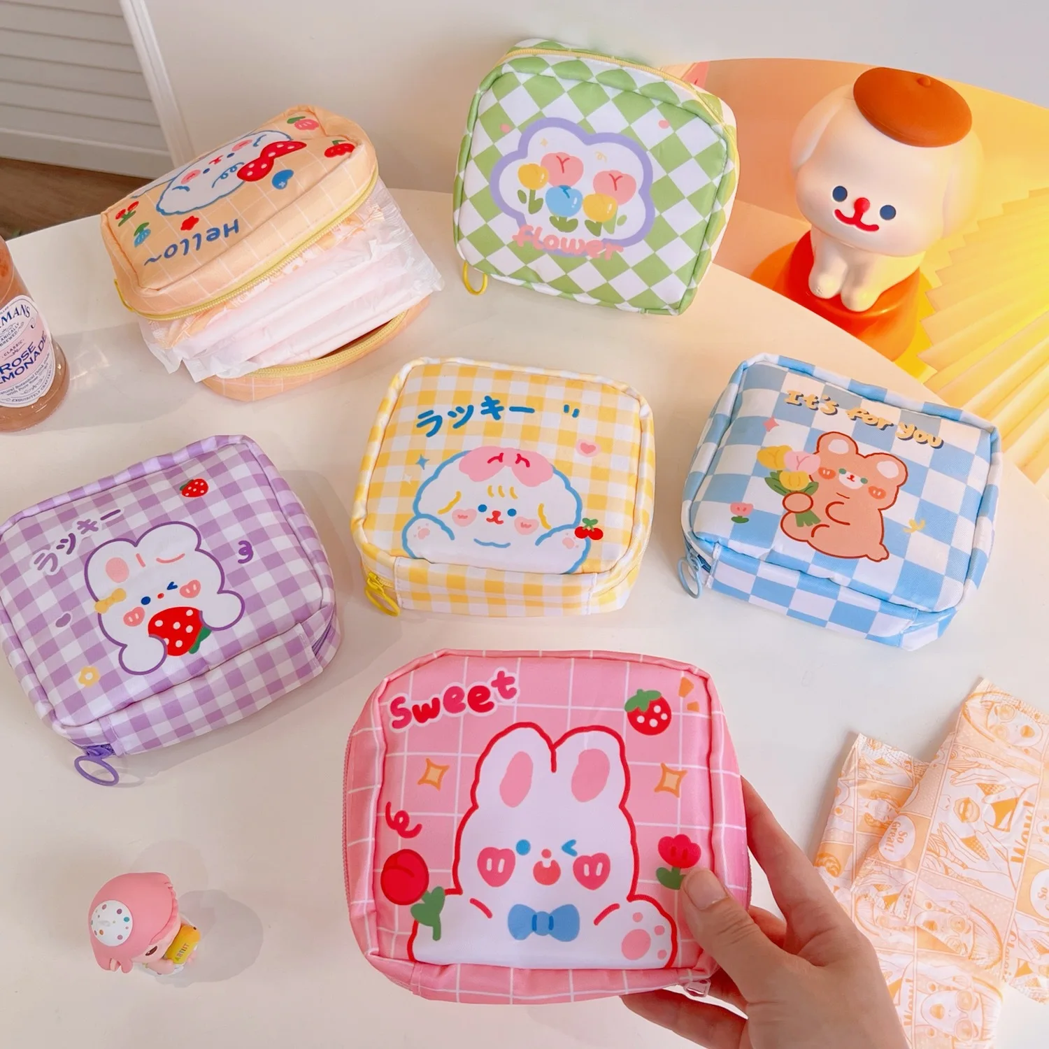 

Large Capacity Women Tampon Storage Bag Mini Cute Portable Sanitary Napkin Bag Waterproof Tampon Bag Sanitary Pad Pouch Kawaii