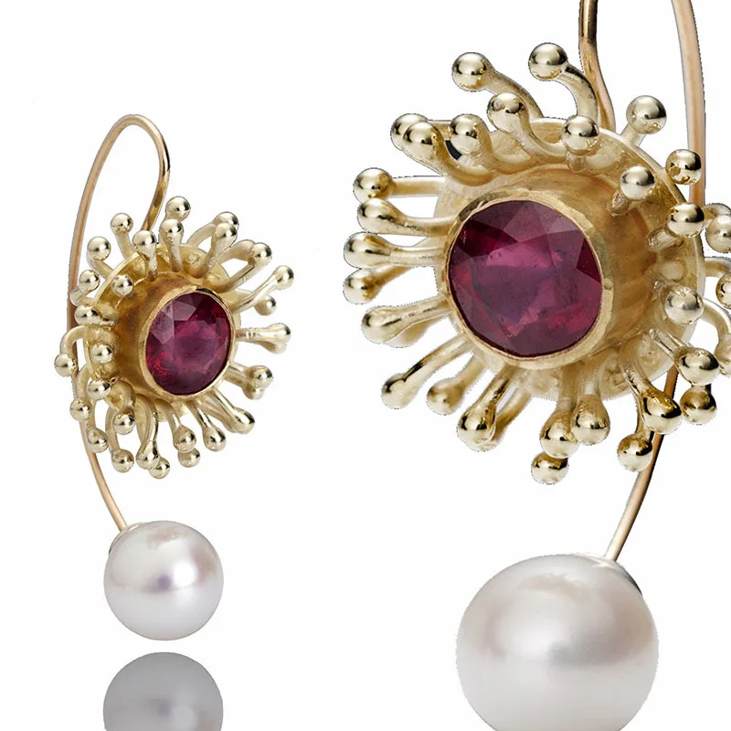 Pendientes de perlas desmontables y a la moda con temperamento, elegantes pendientes dorados de cristal rojo con incrustaciones para mujer están calientes en Amazon