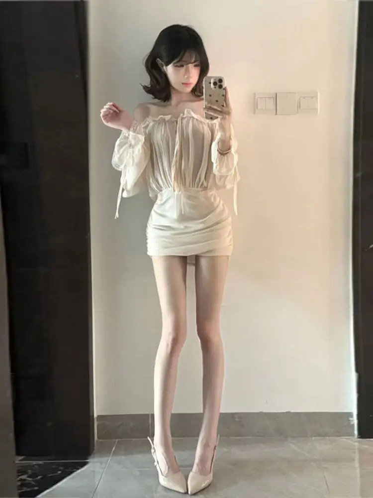 

Elegant Pure Desire Sexy One-Shoulder Bodycon Short Skirt Dress City Commute Summer Fashionable Dress Gathered Lace Waist
