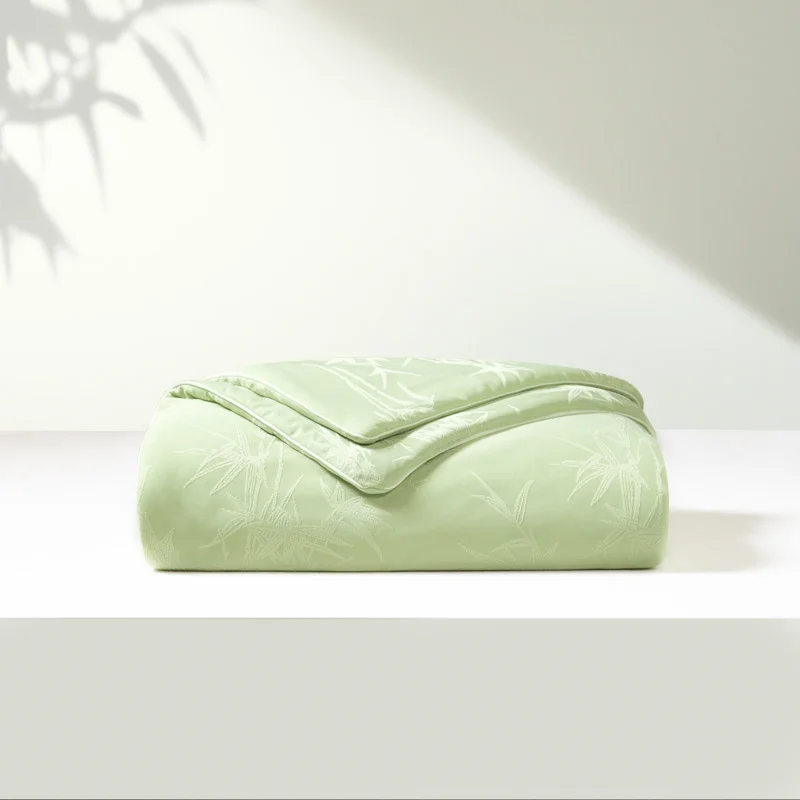 Luxury Bamboo Cooling Comforter Jacquard Summer Quilt, Q-Max 0.4 Reversible Lightweight Cooling Blanket Breathable Silky Bedding