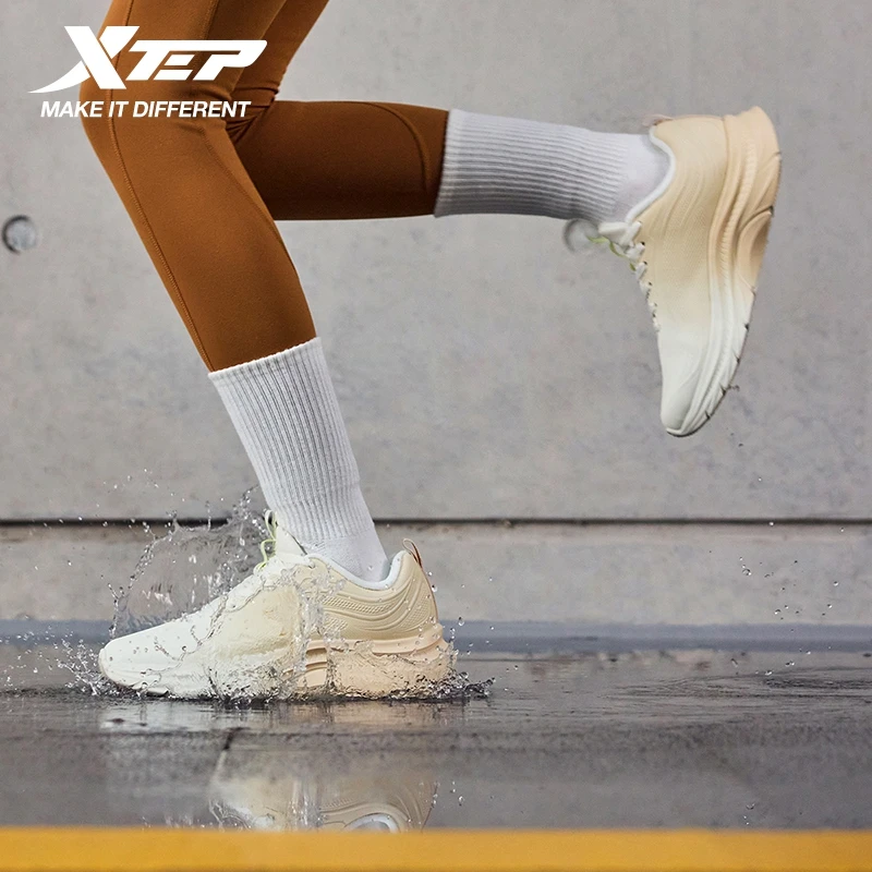 

Женские хлопковые кроссовки Xtep Qinyue, зимние, на флисовой подкладке, теплые, амортизирующие, легкие, удобные, спортивные, 875418370030