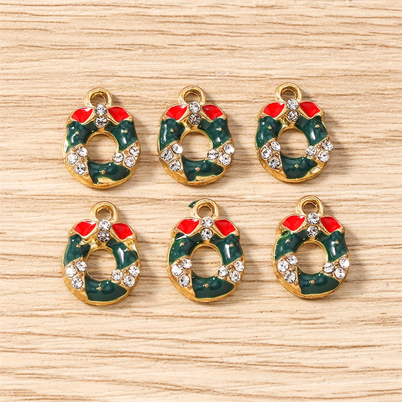 10pcs 11x15mm Cute Enamel Christmas Wreath Charms Pendants for Making New Year Earrings Necklace DIY Crafts Jewelry Accessories