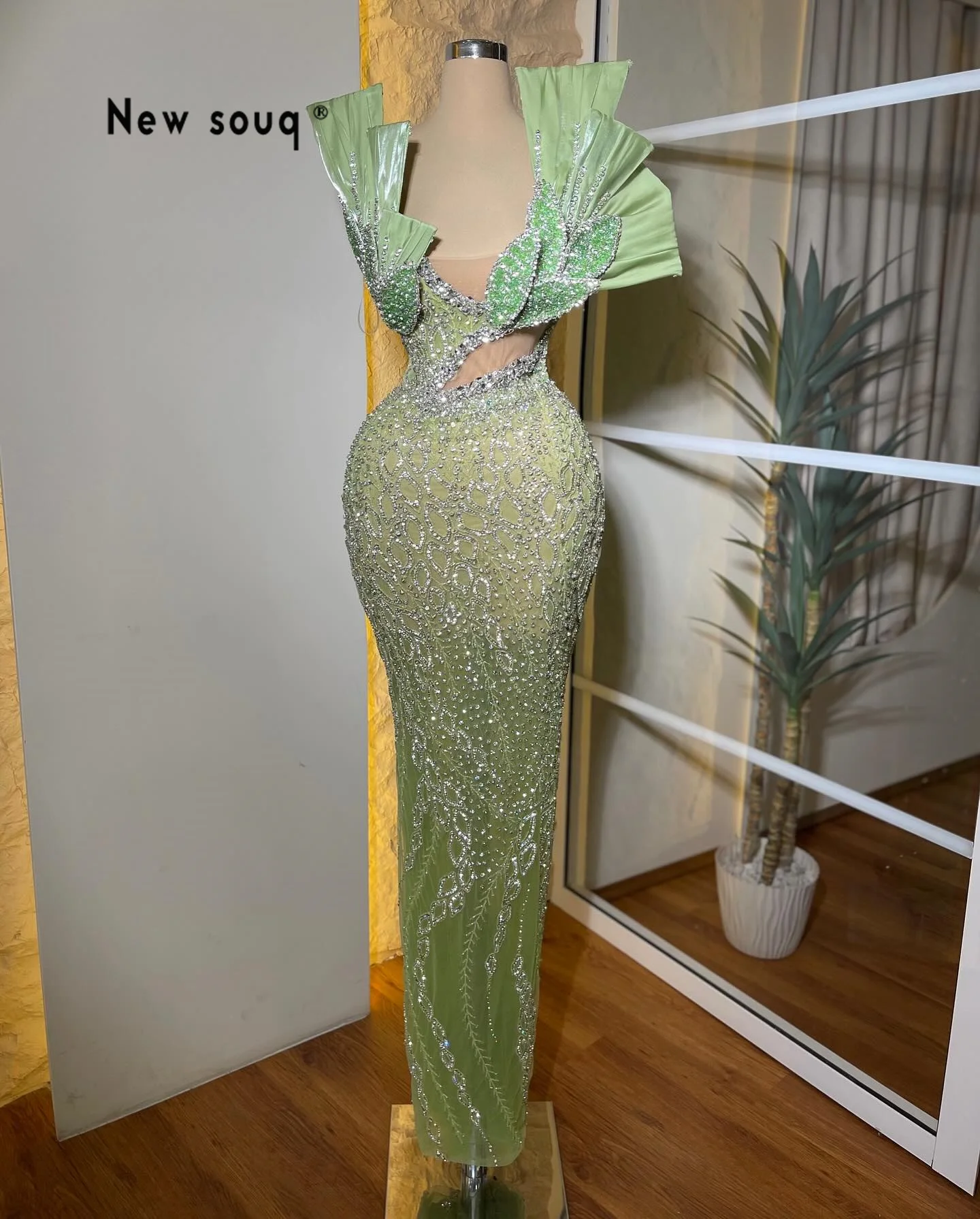 

Customized Green Luxury Evening Dresses 2025 Beaded Crystals Wedding Party Gowns Engagement Dress Vestidos De Coctel Prom Dress