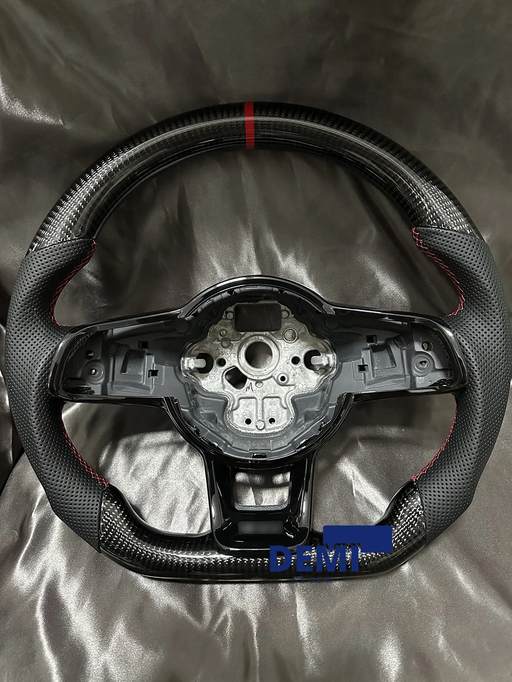 Carbon fiber leather car steering wheel kit For Volkswagen Golf 15/19 Volkswagen Golf 7R15/17 racing wheel red