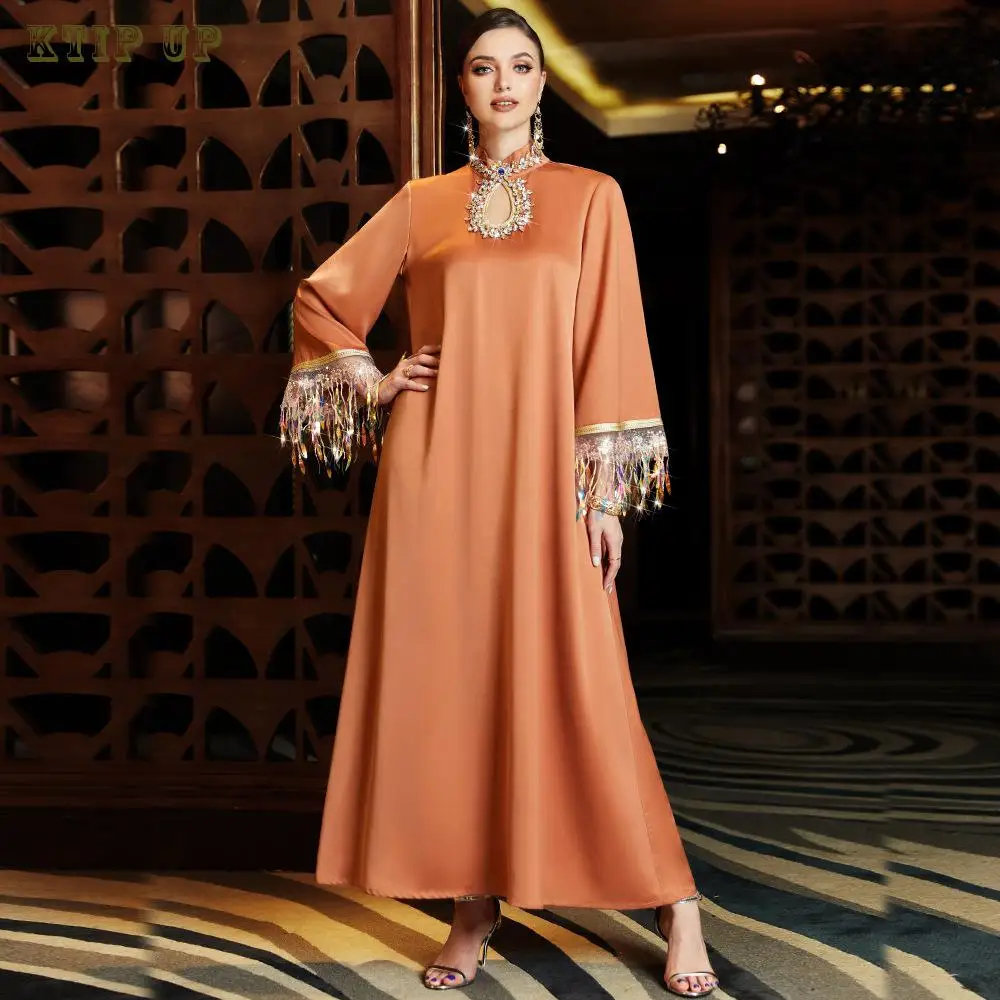 

Dubai New Muslim Fashion Arabic Phantom Laser Gradient Tassel Abaya Long Dress Neckline Hollow Stitch Diamond Robe Kaftan Morocc