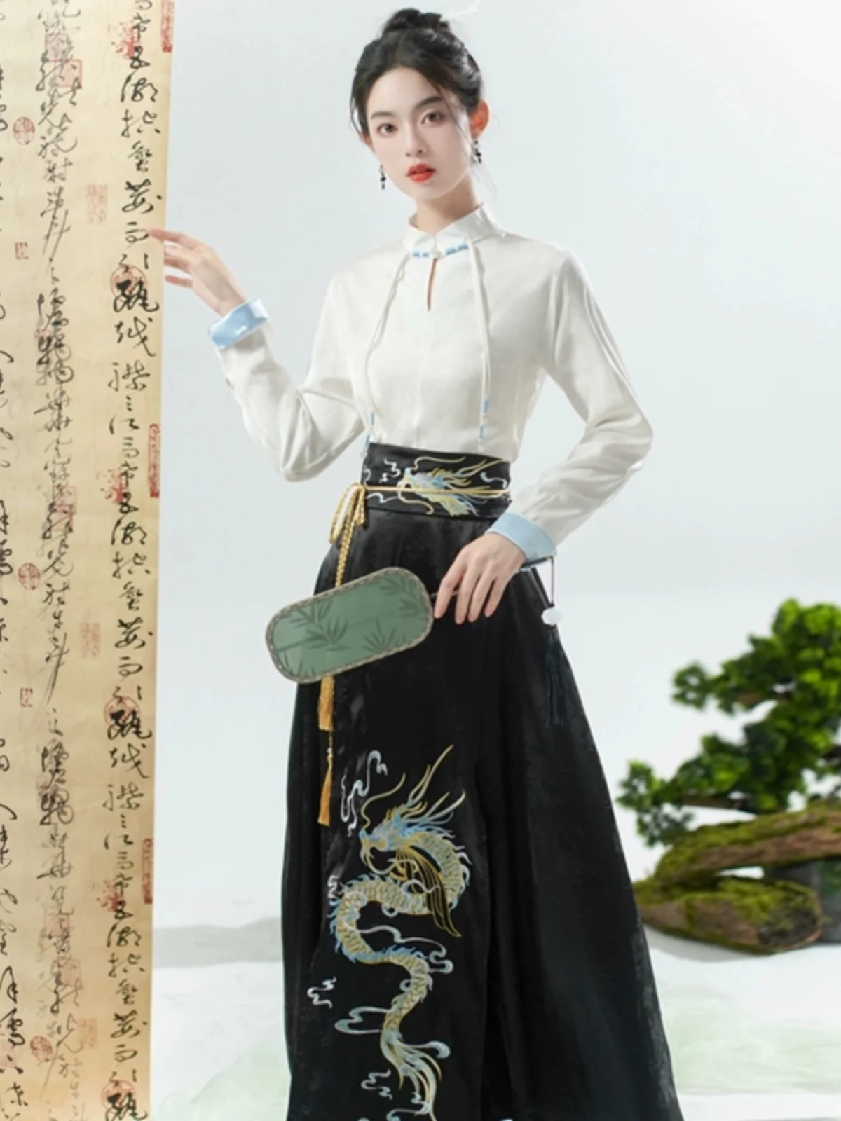 New Chinese style simple embroidery blouse improved elastic waist high-end ladies horse skirt