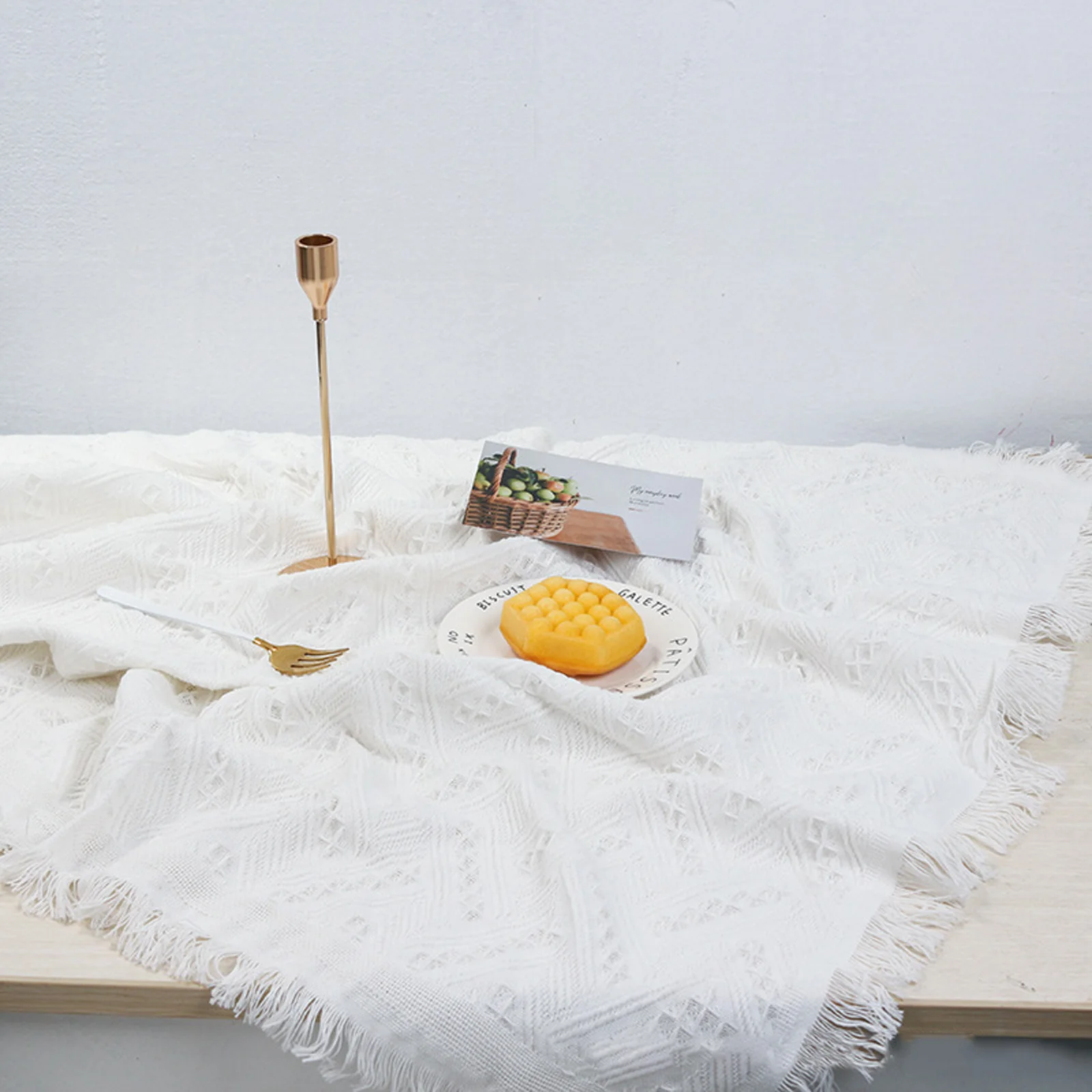 

1Pcs Embossed Background Cloth High Quality Cotton Table Cover for Wedding Dinner Party Home Decoration Wedding Tablecloth