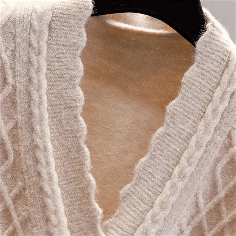 High End Sweet Soft Sleeveless Sweater Vest Jacket Women Korean Slim Short Knitted Cardigan Waistcoat Single Breasted Knit Vests