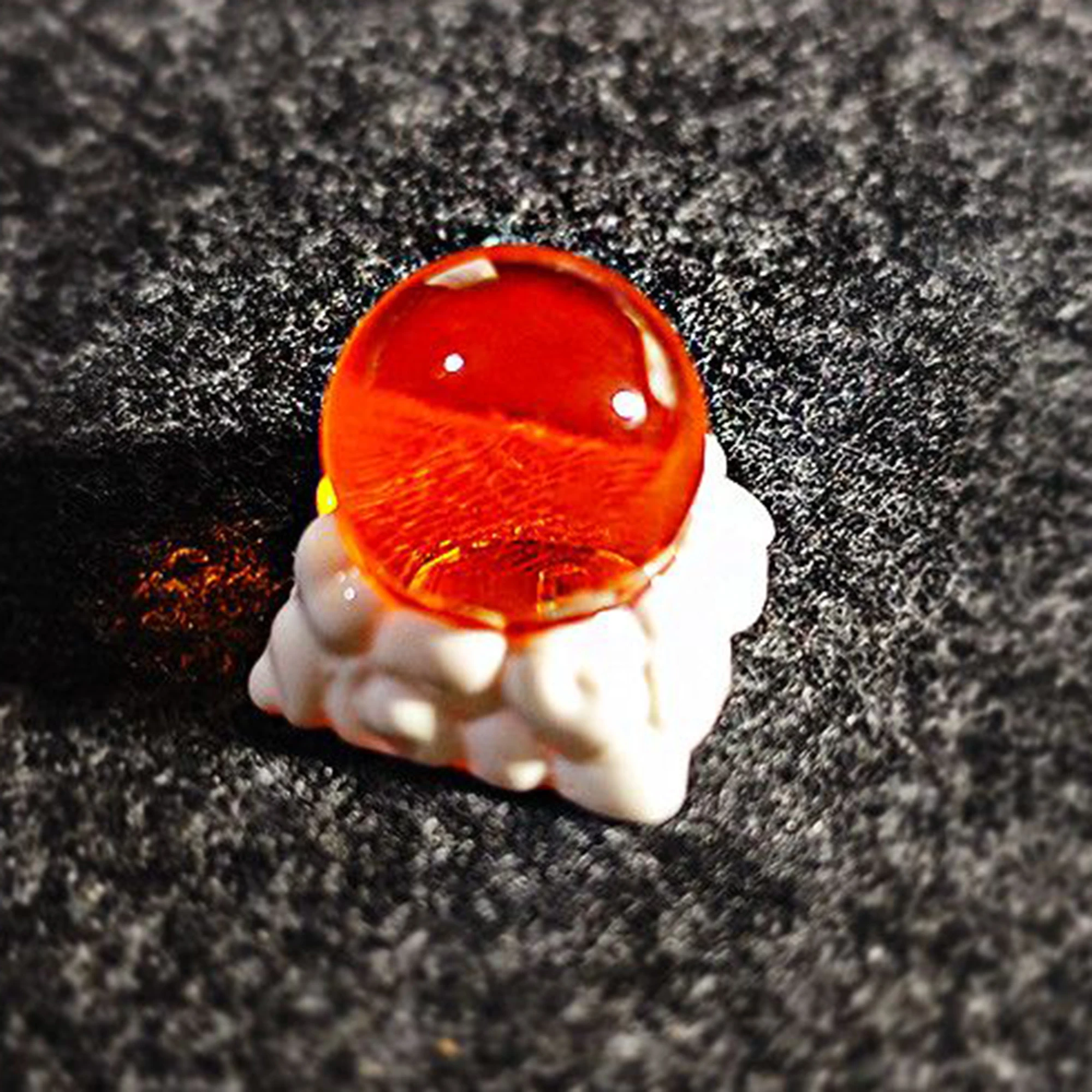 1pcs Orange Bead Design Resin 3D Creative Personalized 1u Esc Key R4 Shine Through Keycaps for MX Mechanical Keyboards