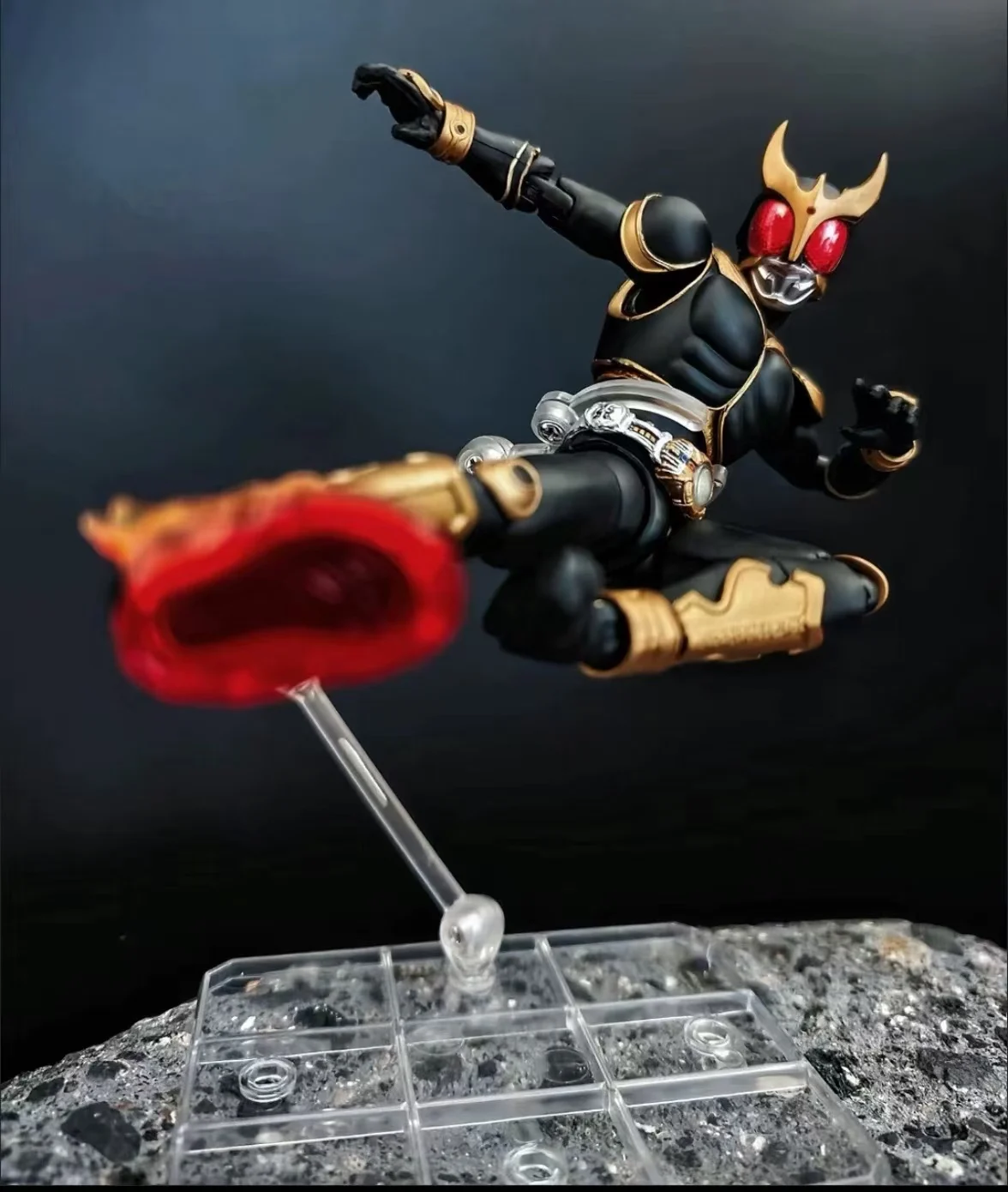 SHF Kamen Rider Ultimate Kuuga Anime Joint Mobility Action Figure PVC Kinderspeelgoed Pop Collectie Cadeau Ornament Handgemaakt Model