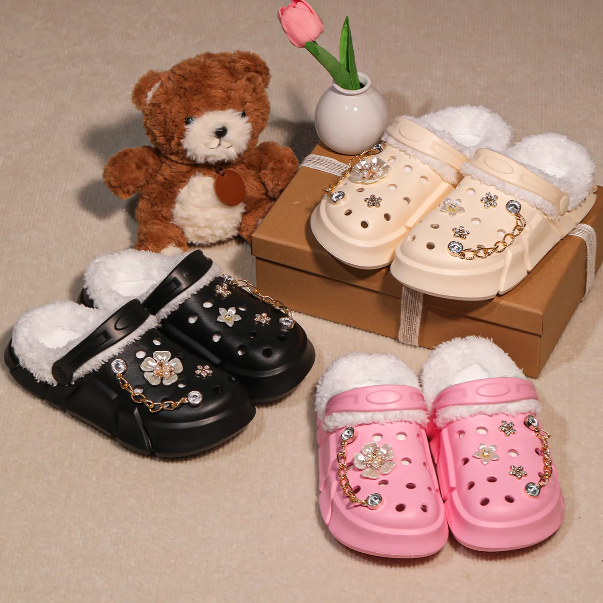 Mädchen-Clogs mit Fellfutter, gemütliche, bequeme Winter-Hausschuhe, weiche, warme Hausschuhe für Kleinkinder und größere Kinder, Modell 3057. – Detail 1