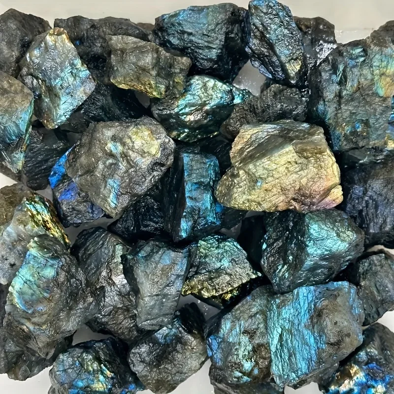 Rough-textured natural labradorite stone, suitable for grinding, polishing, and home or office decoration.