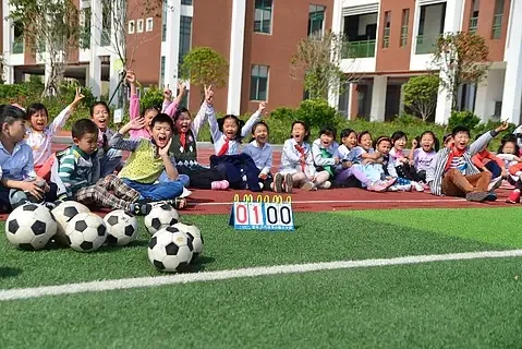 

2 шт. 132 мм имитация песчаной лестницы, рампа для восстановления, доска для побега, украшение для 1/8 1/10 1/12 1/14 RC автомобиля SCX10 TRX4 D90