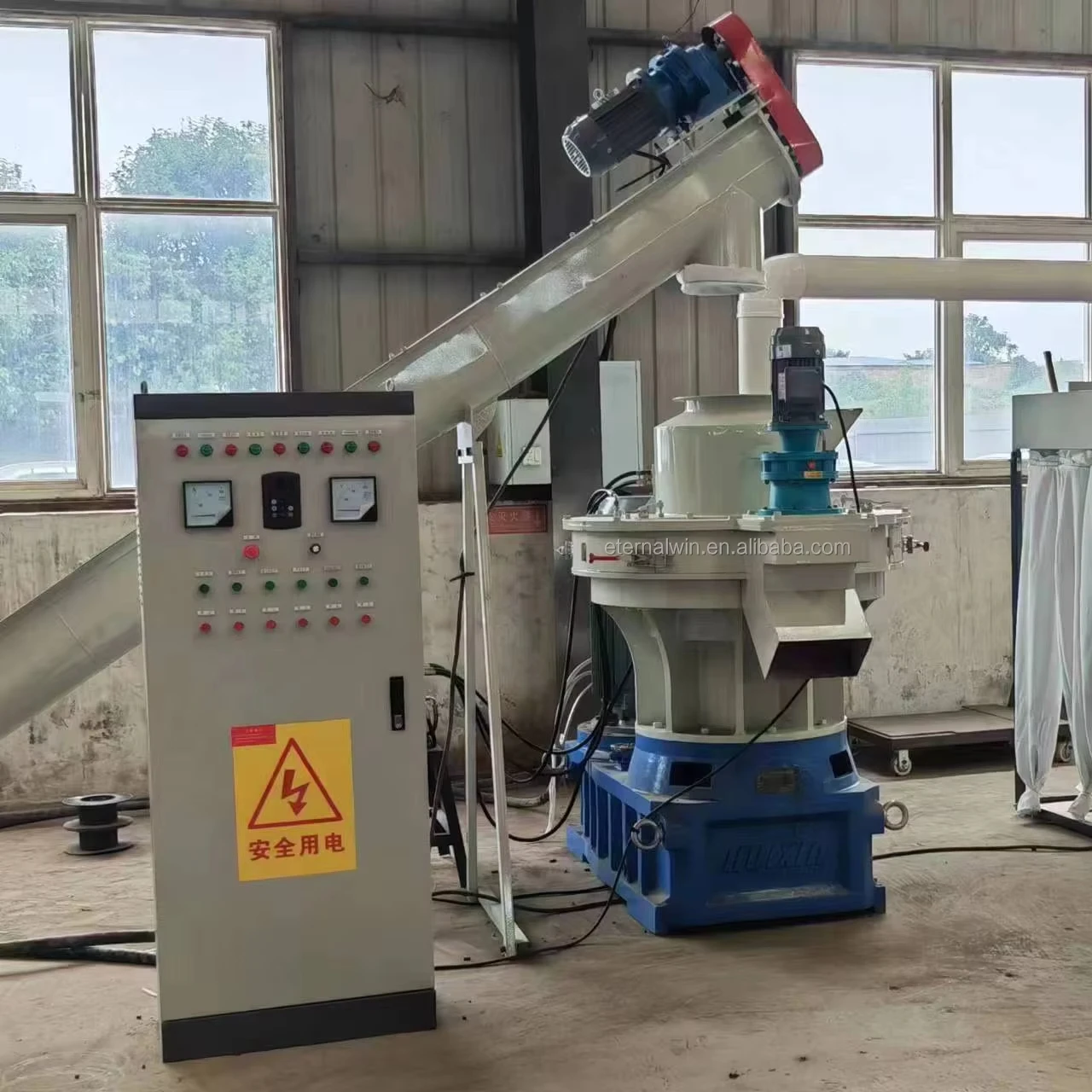 Compact Production Line Wood Pellet Production Line Biomass Fuel Sawdust Straw Crushing Pelleting Granulator Making Machines